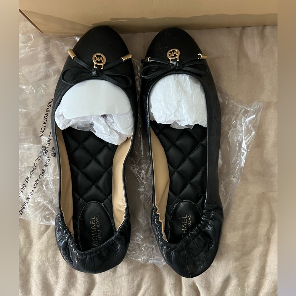 Michael Kors Melody Ballet Flats - Picture 4 of 6